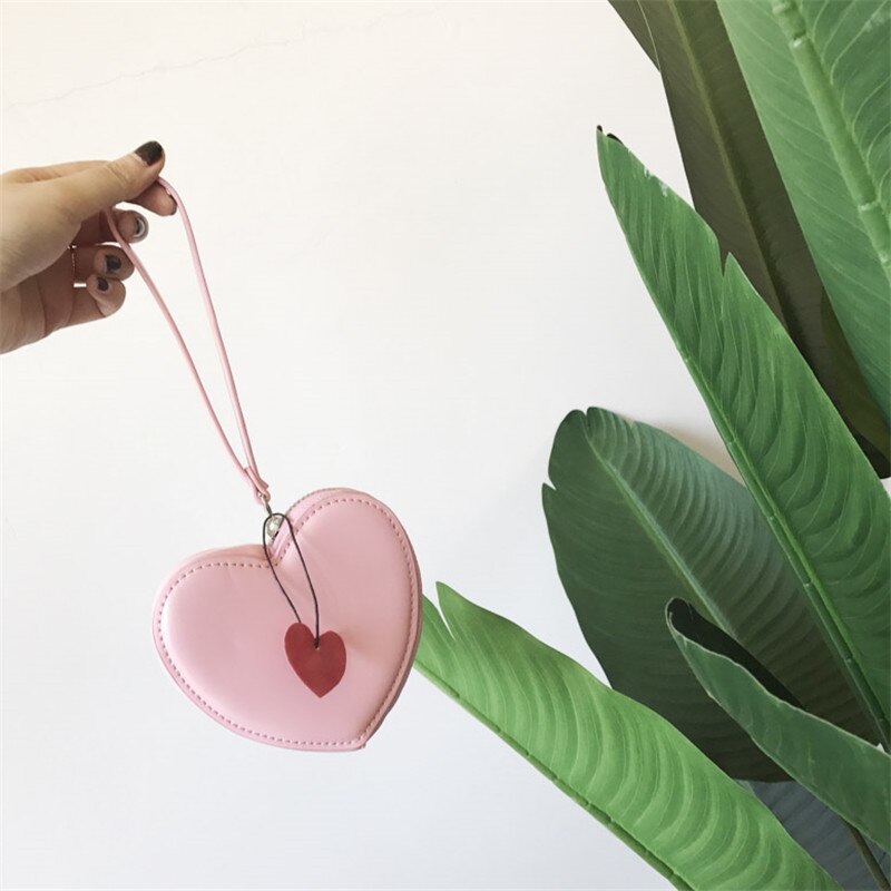 nouveaux bracelets doux rose/rouge coeur forme pochettes pour fille Simple sac à main mignon étudiant porte-monnaie Mini petit sac