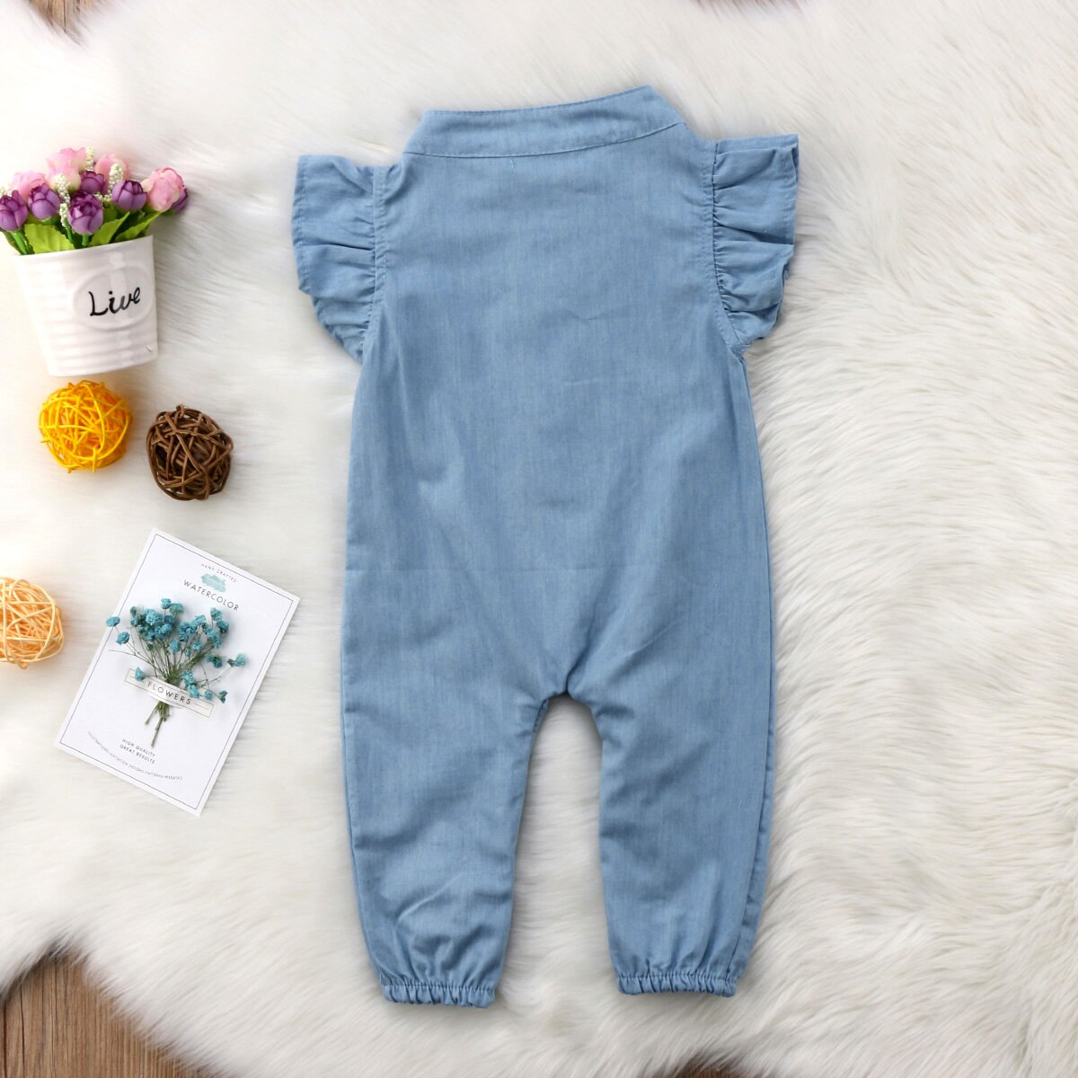 Ruches Korte Mouwen Knoppen Decor Romper Voor Baby Meisjes Zomer Kleding