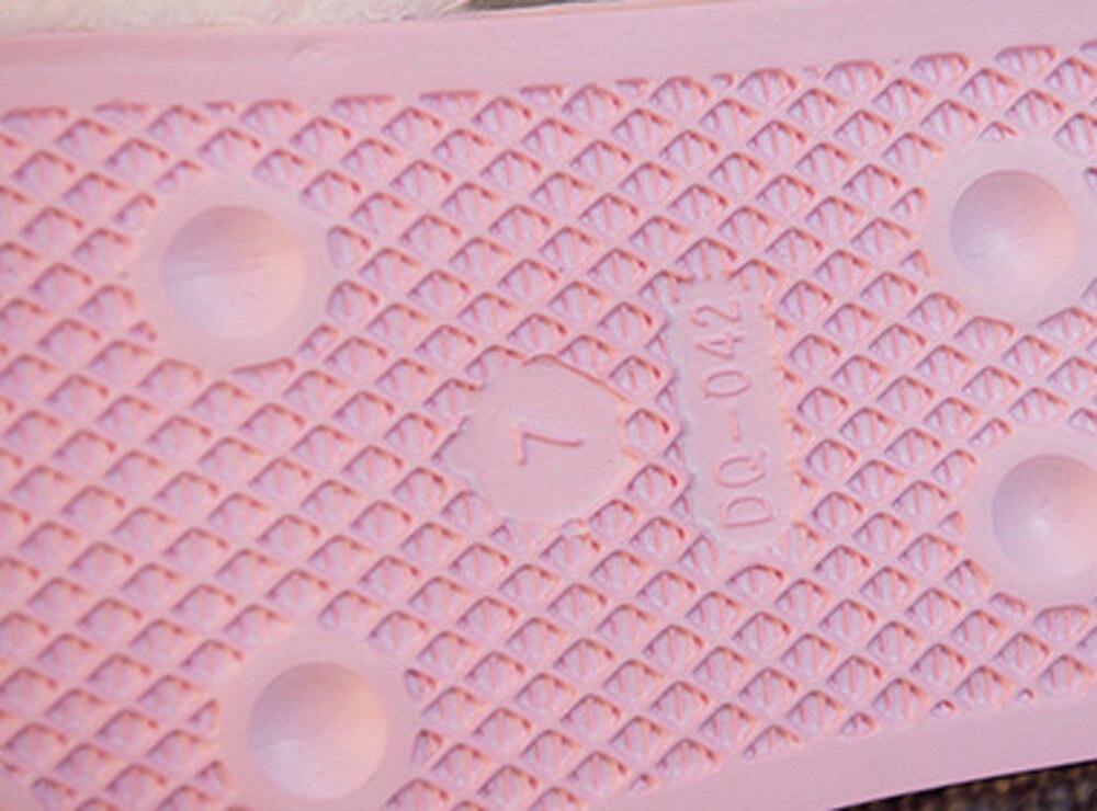 Sandale plate avec fausse fourrure pour femmes, pantoufle moelleuse, talon plat, collection sans lacet