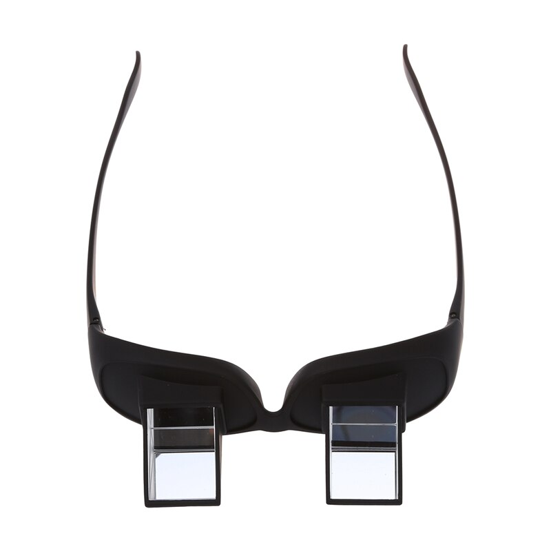 Liggende lat prisme vinklede briller ligger liggende og les tv