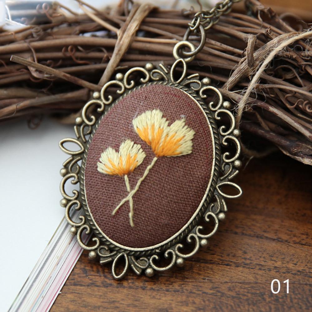 Diy målning kors broderi handarbete nybörjare söm kit kit halsband band blomma broderi handarbete med kedja: 01