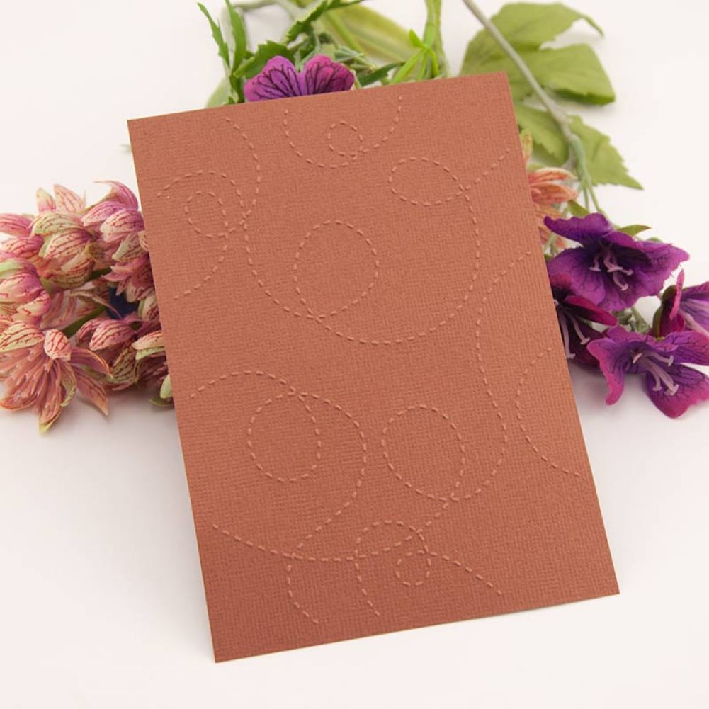 1Pcs Making Paper Card DIY Scrapbooking Curve Embossing Folders Plastic Template Craft Stencils Photo Album Decor
