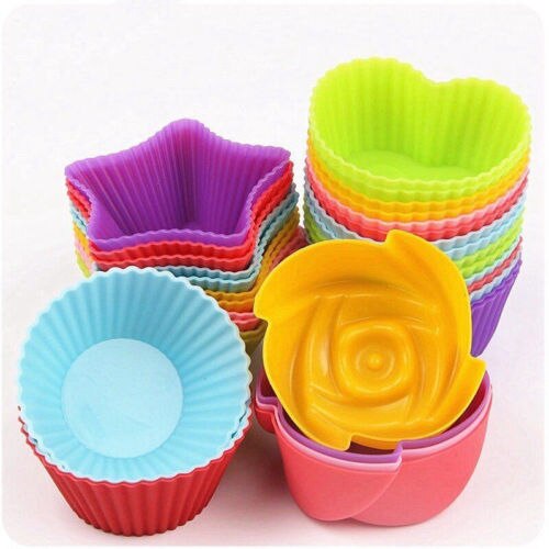 12 kpl silikoninen pehmeä kakku muffinssi suklaa cupcake leivonnaiset leivinmuki muotti: 4