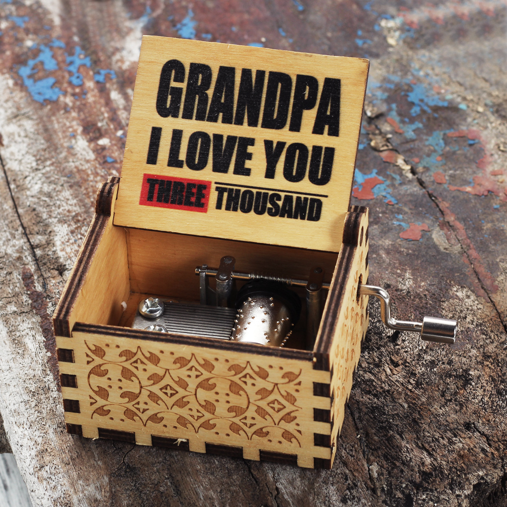 Houten handzwengel muziekdoos je bent mijn zonneschijn ik hou van je aan mijn vrouw muziekthema muziekdoos kerstmis een verjaardag: Ik hou van jou 08