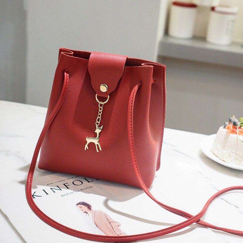 Spring Small Bucket Bag Women Deer PU Leather Shoulder Bag Female Wild Beam Crossbody Bag: Red