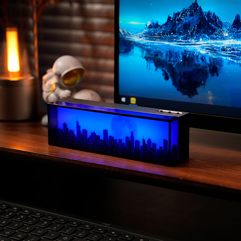 Caja de luz LED con adorno de luz ambiental, interfaz de USB-C, carga de tres niveles de brillo, decoración de habitación de deportes electrónicos para dormitorio y oficina: Plata