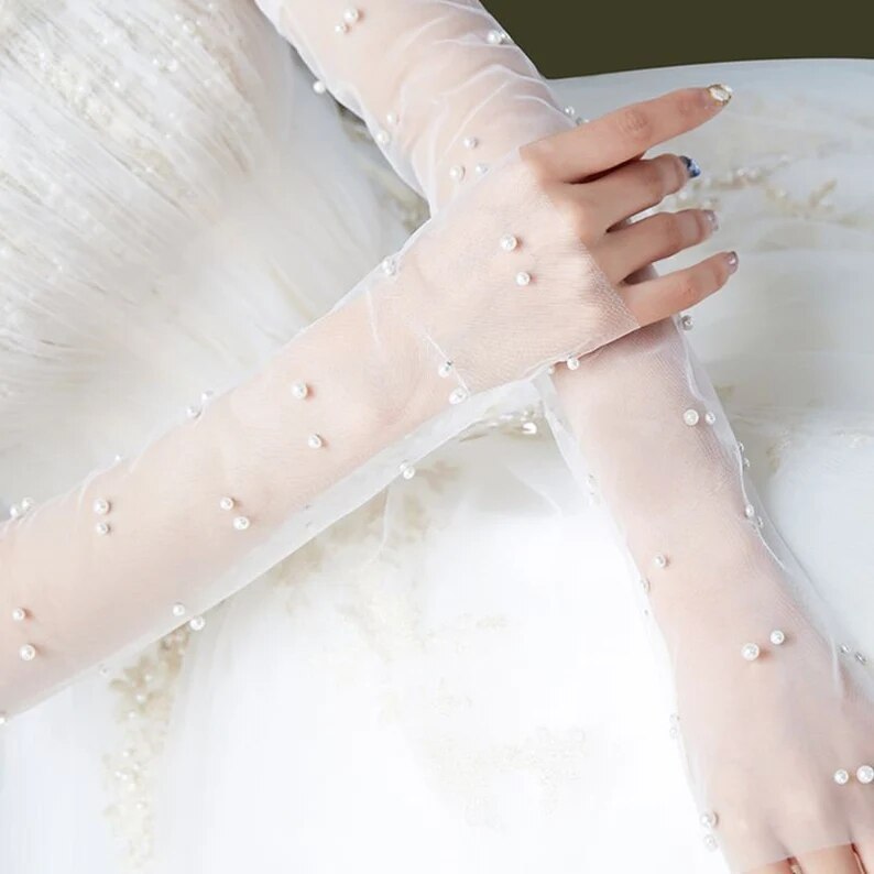 Braut Handschuhe Weiß Hochzeit Tüll Glänzende Perlen Handschuhe Oper Länge Fingerlose Elegante Hochzeit Arm Braut Schmücken Handschuhe 2022