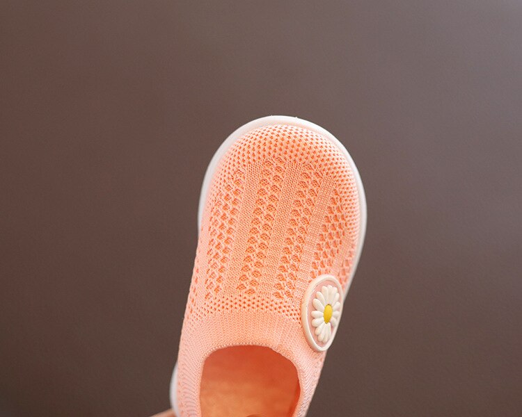 Peuterschoenen zachte onderkant babyjongen meisje sport kleine kinderen ademende air mesh schoenen bloem madeliefje geweven schoenen lente dun