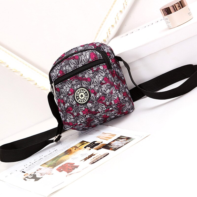 Fahion Women's Bag Nylon Leisure Cross Small Bag Manufacturer Korean Multi-layer Women's Single Shoulder Bag: COLOR5