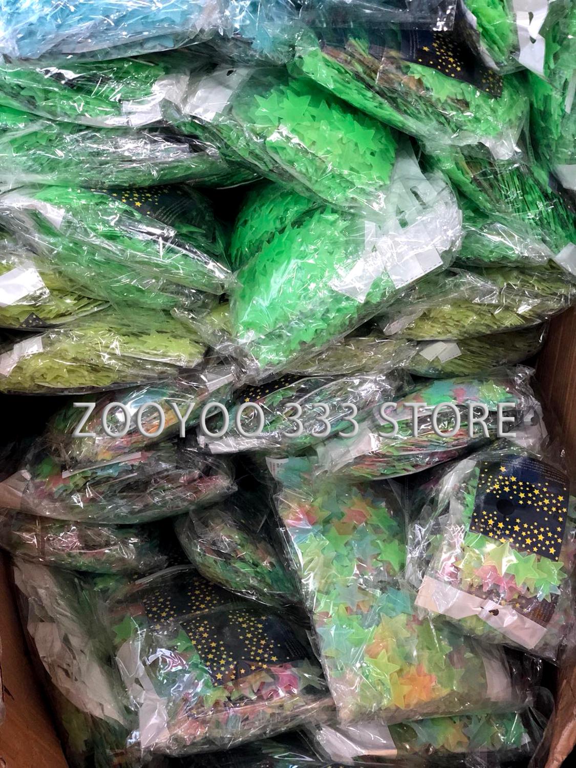 50 sztuk 3D gwiazdy świecące w ciemności naklejki ścienne świetlny fluorescencyjne na ścianę naklejki dla dzieci pokój dziecięcy sypialnia sufit Dom dekoracje