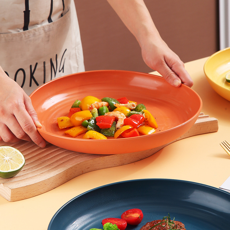 Inyahome onbreekbare dinerborden, herbruikbare borden voor de kantine, geschikt voor vaatwasser en magnetron, gemakkelijk schoon te maken, bpa-vrij, rood.