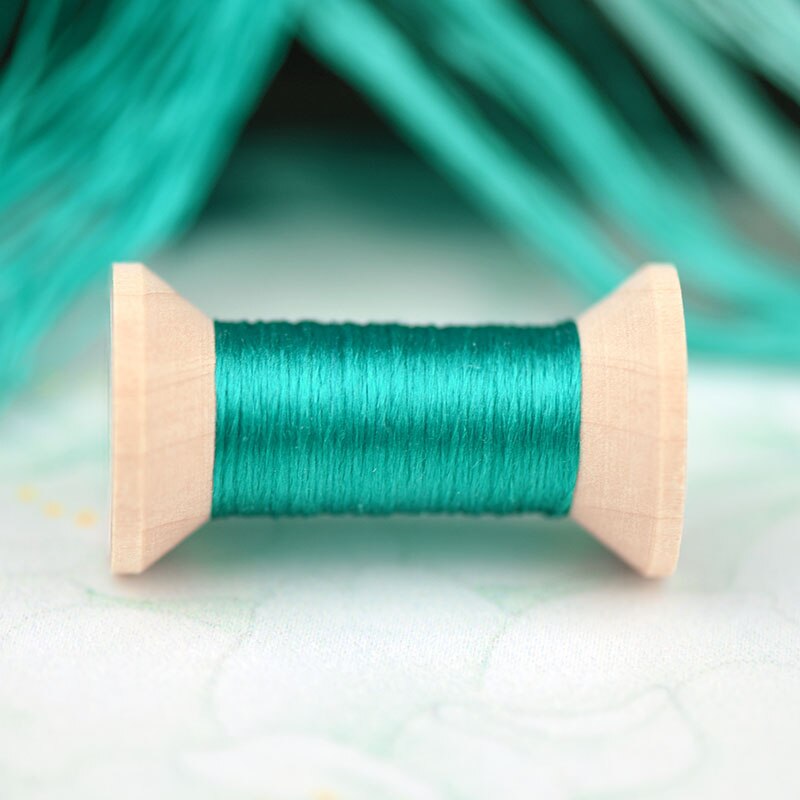 Hand-embroidered embroidery thread / silk thread / wrapped silk silk embroidery thread / spool / viridity: 5