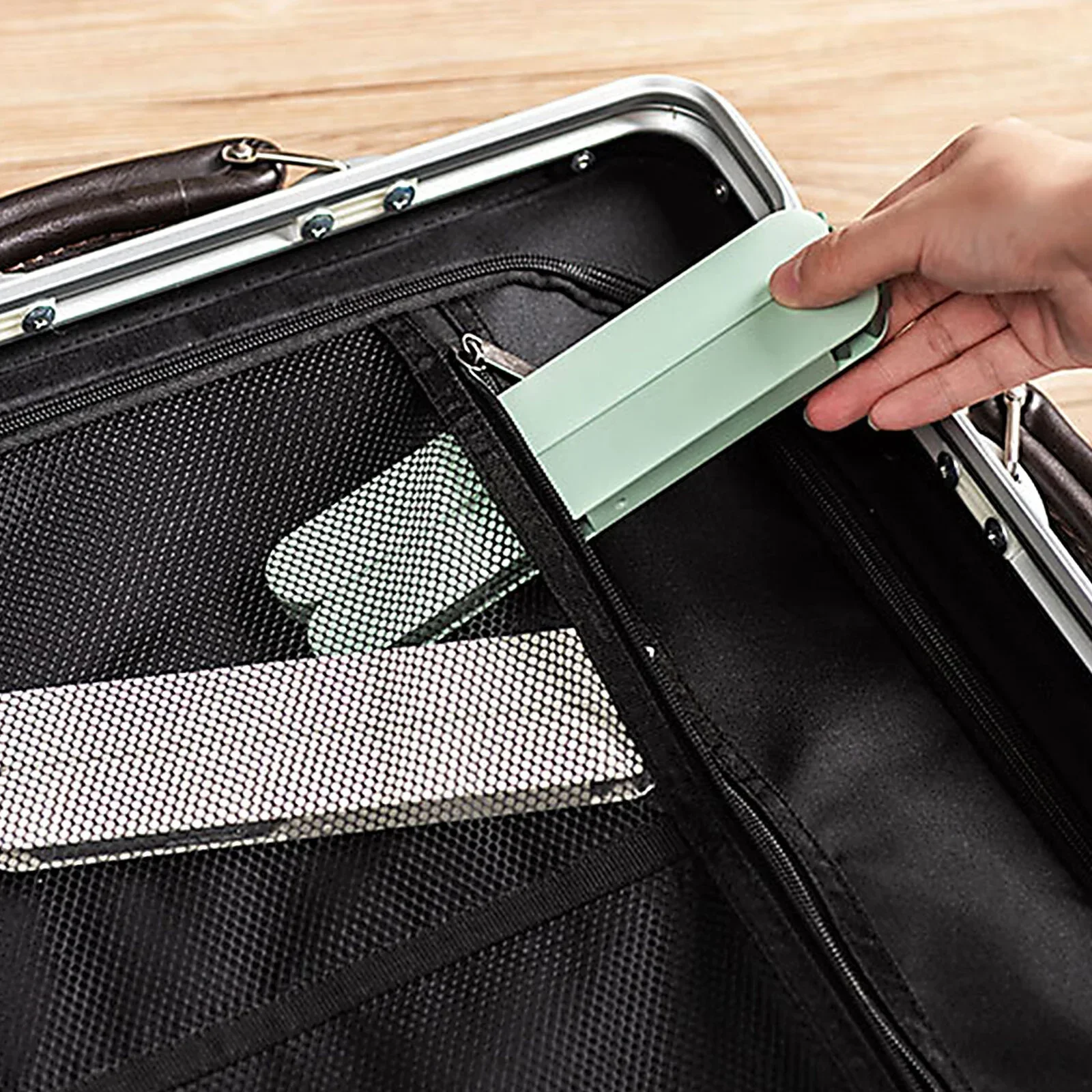 Mini Folding Clothes Rack Portable Telescopic Drying Rack for Travel Household No Trace Hanging Clothes Storage Solution