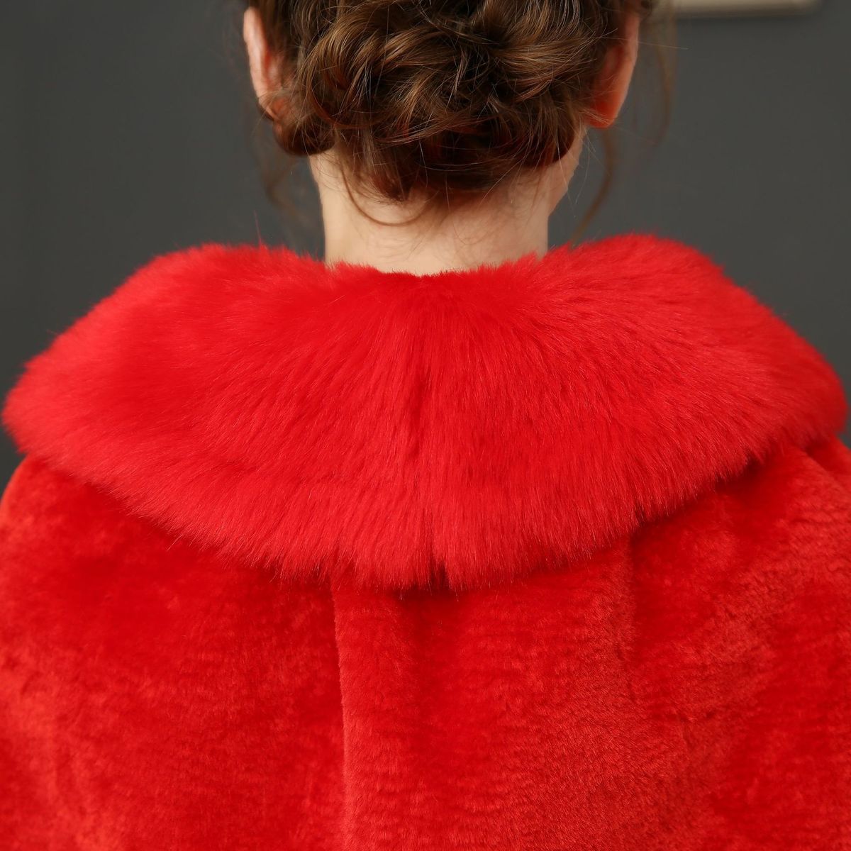 Hiver printemps pas cher fausse fourrure veste de mariée Boleros blanc mariée enveloppes Cape haussement d'épaules veste de mariage accessoires de mariage