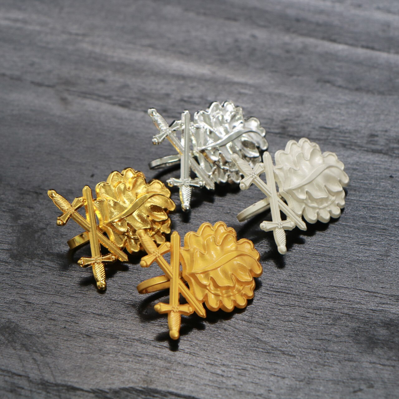 1PC German Knight Iron Cross Oak Leaves Double Swords Silver Gold Pin Badge Medal Souvenir