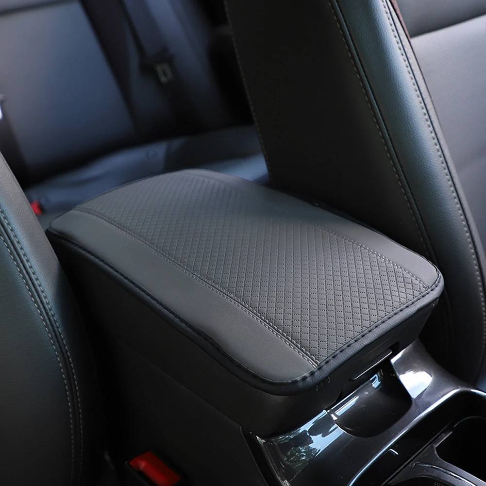 Almohadilla para reposabrazos de coche, cubierta protectora de reposabrazos Central antideslizante de doble línea en relieve de cuero y fibra, accesorios universales de estilo para automóvil: Morado