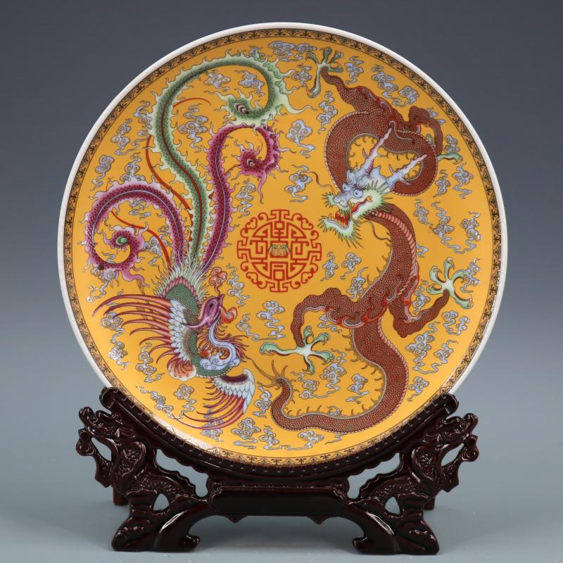 Qing Dynasty Qianlong pastel gold dragon and phoenix pattern plate antique handicraft porcelain home decoration ornaments plate