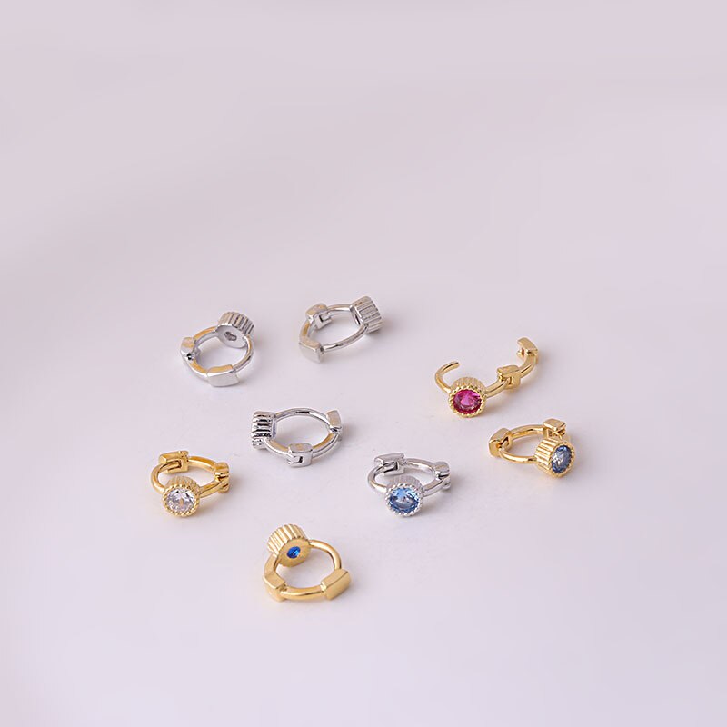 1 stück Neue Mini 5mm Kleine Band Ohrring 2022 für Wurf Mädchen Schmuck Manschette Ohr Farbe Runde zirkon Ohrringe für Frauen