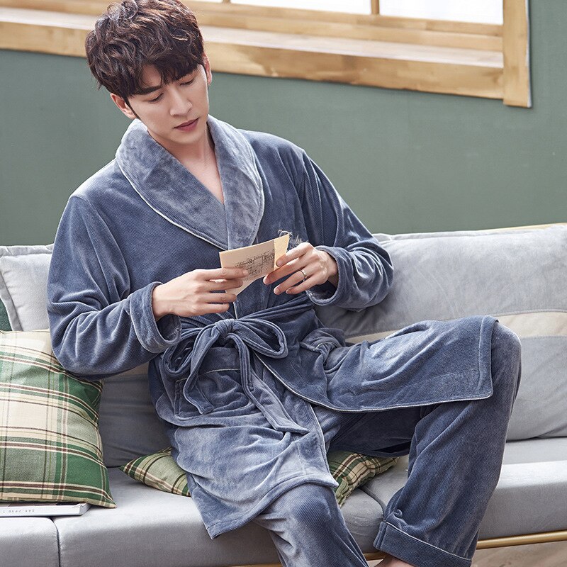 Twee Stukken Flanellen Nachtjapon Voor Mannen Herfst Winter Thicken Warm Nachtkleding Losse Volledige Mouw Gewaad En Lange Broek Badjas set