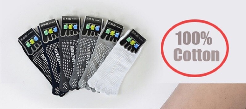 4 Pair/Lot Men's Cotton Yoga Socks Breathable Non-slip Health Care Five Finger Toe Massage Socks Deodorant Anti Skid Socks: 4 Colors Mixed