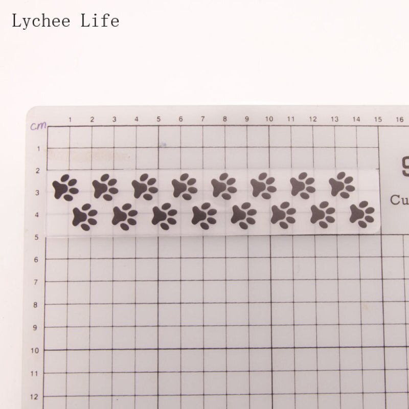 Lychee Life Paw Print Plastic Embossing Folders Scrapbooking For Photo Album Card Decoration Making Supplies