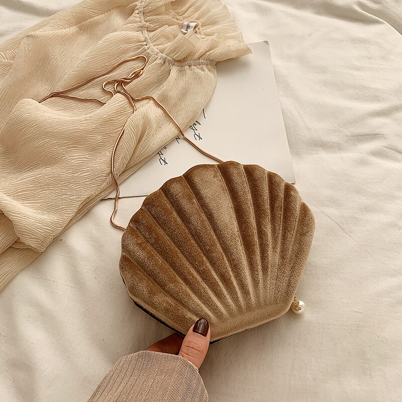Sweet lady shell crossbody bag sammet damhandväska kedja axelväska: Kaki