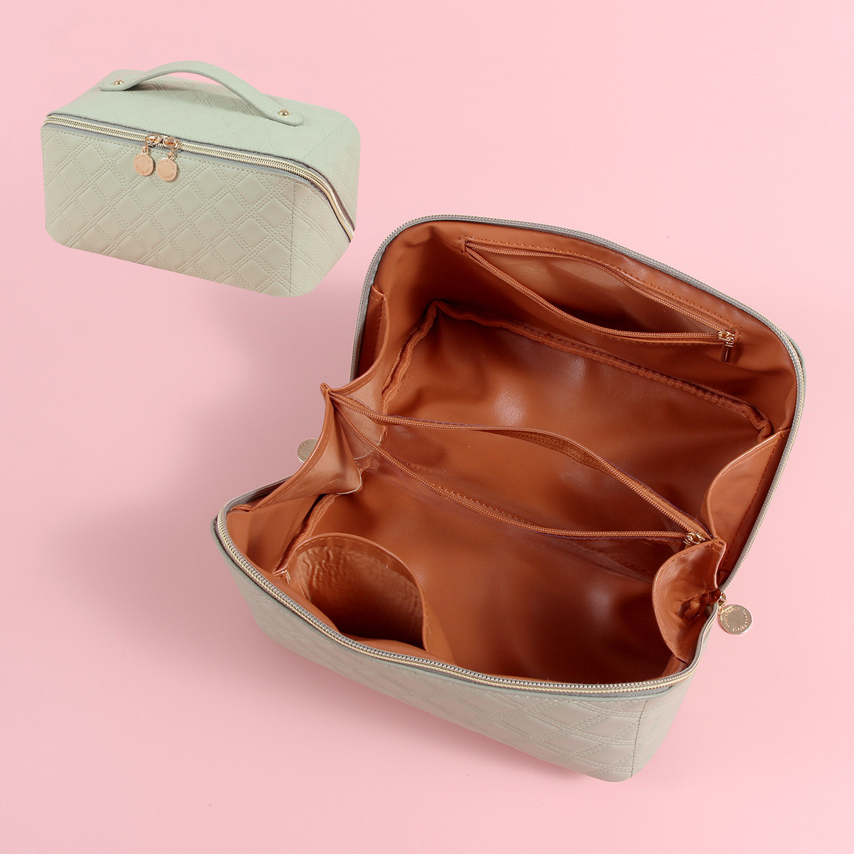 Travel Makeup Bag Large Opening Makeup Bag Portable Water Resistant Make Up Bags PU Leather Cosmetic Bag with Compartment: green