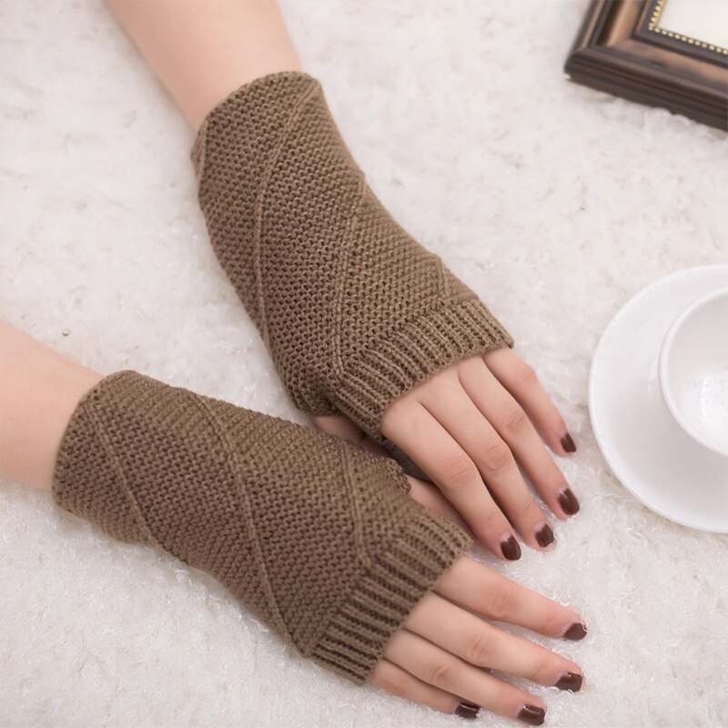 Femme mignon couleur unie gants doux au Crochet à tricoter épais hiver gants sans doigts demi doigt facile à taper gants extensibles: Kaki