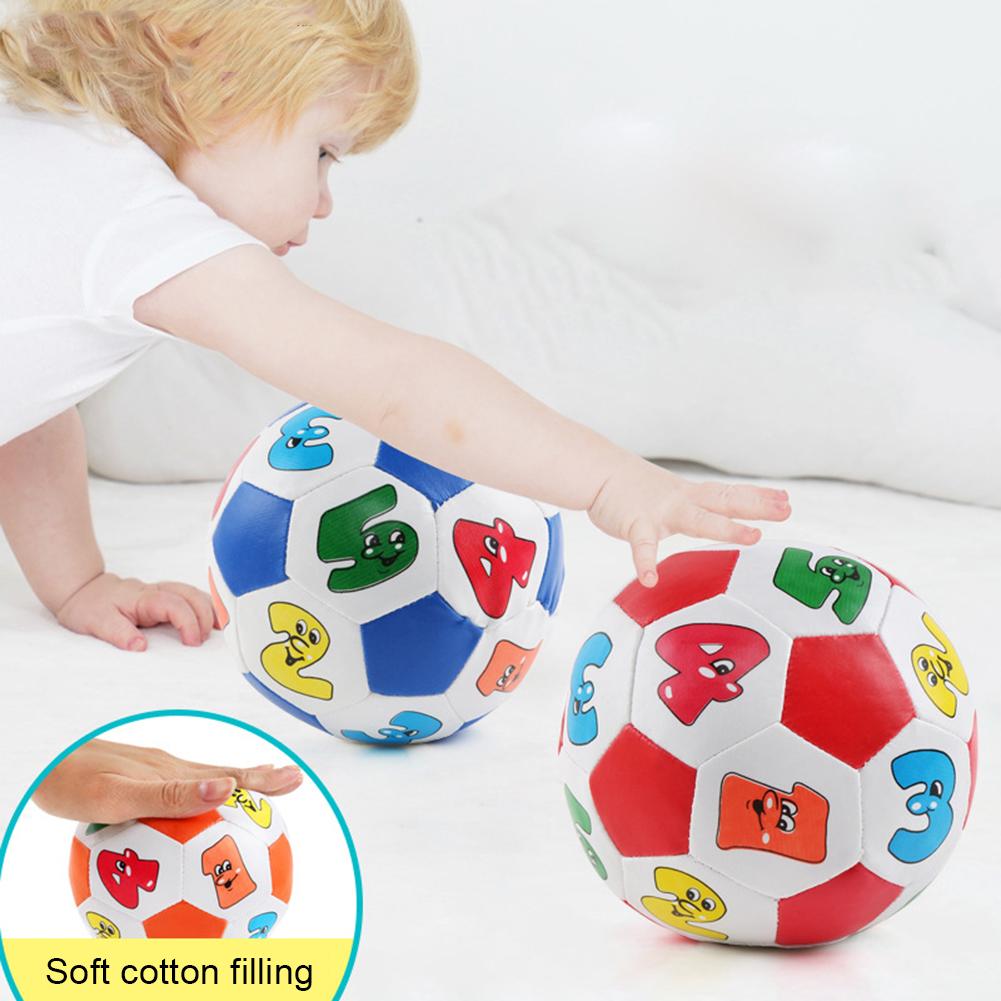 Baby Griff Faux Leder Gefüllte FußBall Ball mit läuten Glocke Sensorischen Musical Spielzeug Kleinkind FrüHenne Bildung Erkenntnis Spielzeug