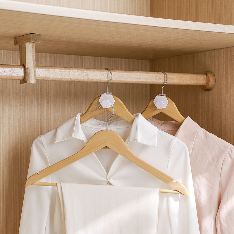 Hak robić wieszania ubrań, oszczędzający miejsce w szafie, umożliwiający układanie w stosów, haczyki na ubrania robić użytku domowego, wzmocnione złącze wieszaka.