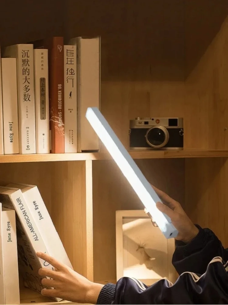 LED-Licht-Bewegungsmelder-Lampe mit Batterie, tragbar, für Zuhause und Dekoration, Kleiderschrank, Schrank, Innenbeleuchtung, wiederaufladbar, Schlafzimmer