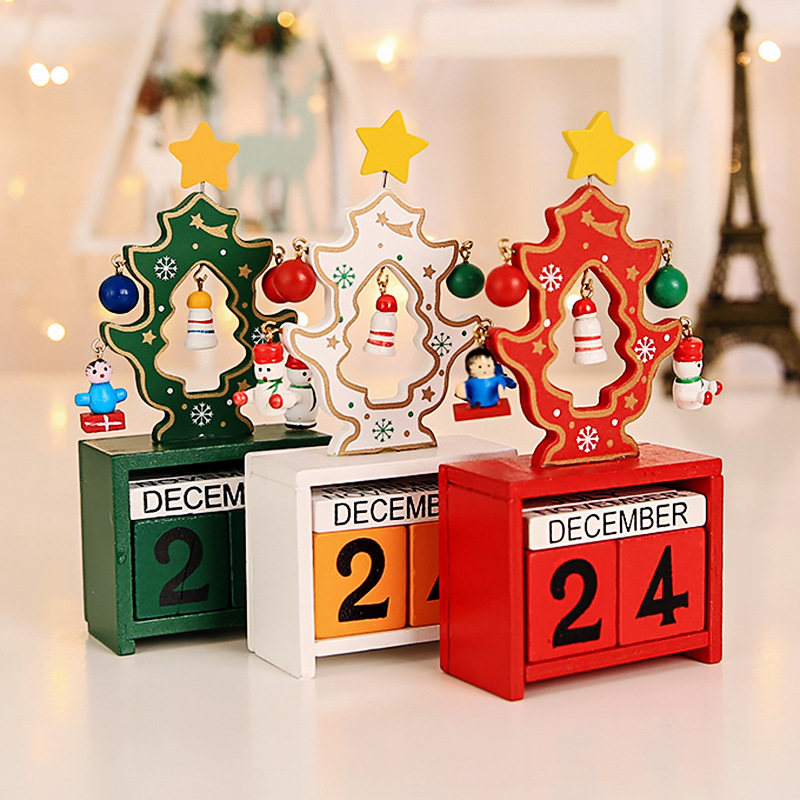 Christmas Wooden Toy Home Christmas Tree Calendar with Pendant eco-friendly Year 3Colors