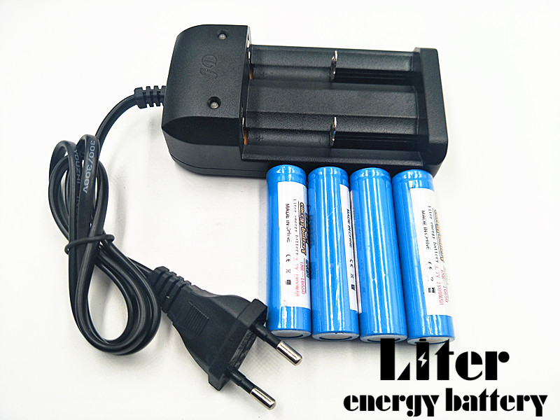 3.7v 16650 wiederaufladbarer lithium-ionen-akku mit reiseladegerät 1800 der für eine led-taschenlampe verwendet werden kann
