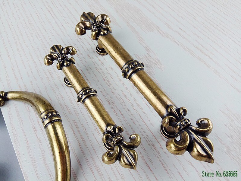 Tiradores herrajes para muebles de cocina de bronce europeo, puertas correderas, tiradores redondos, ropero/armario de cajones manilla empuje neumático