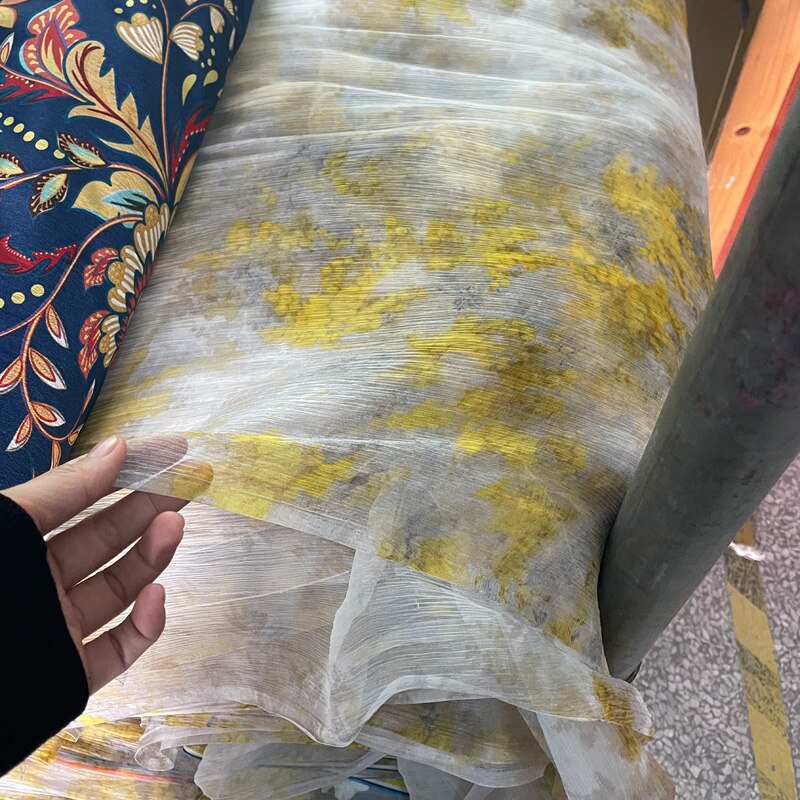 European and American Brand Digital Printing Silk Shunyu Linen Dreamy Yellow Small Flower Advanced Clothing Fabric