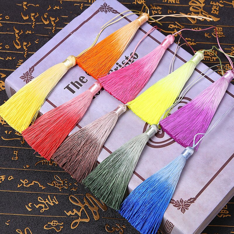 5 stks Geleidelijke Kleine Kwastje DIY Hanger Sieraden Gordijn Kleding Decoratieve Accessoires Auto sleutel Tas Hanger Craft Kwasten