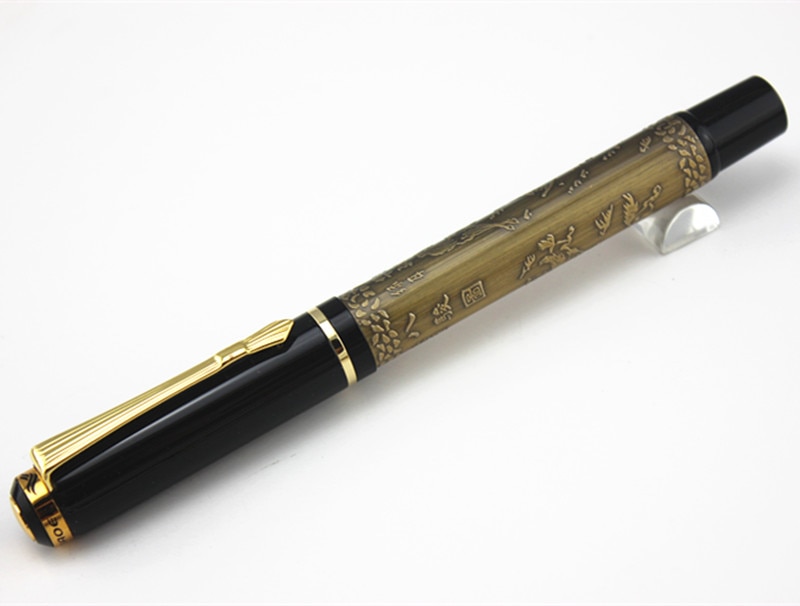 Baoer 507 Gouden Xubeihong "De Acht Paarden" Medium Nib Vulpen