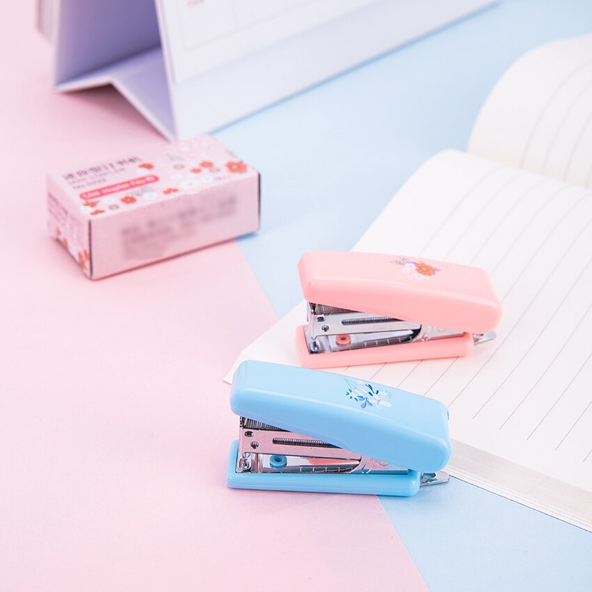 Cute Candy Color Small Fresh Mini Manual Paper Stapler, Metal Plastic Stapler Office School Student Stationery