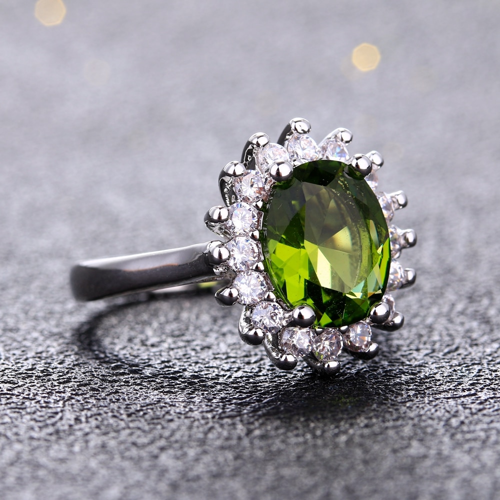 Fiore Anelli D'argento Con Peridot Pietre Brillante di Lusso Monili di Cerimonia Nuziale Anelli Anelli di Fidanzamento Per Le Donne 925 Anello In Vendita