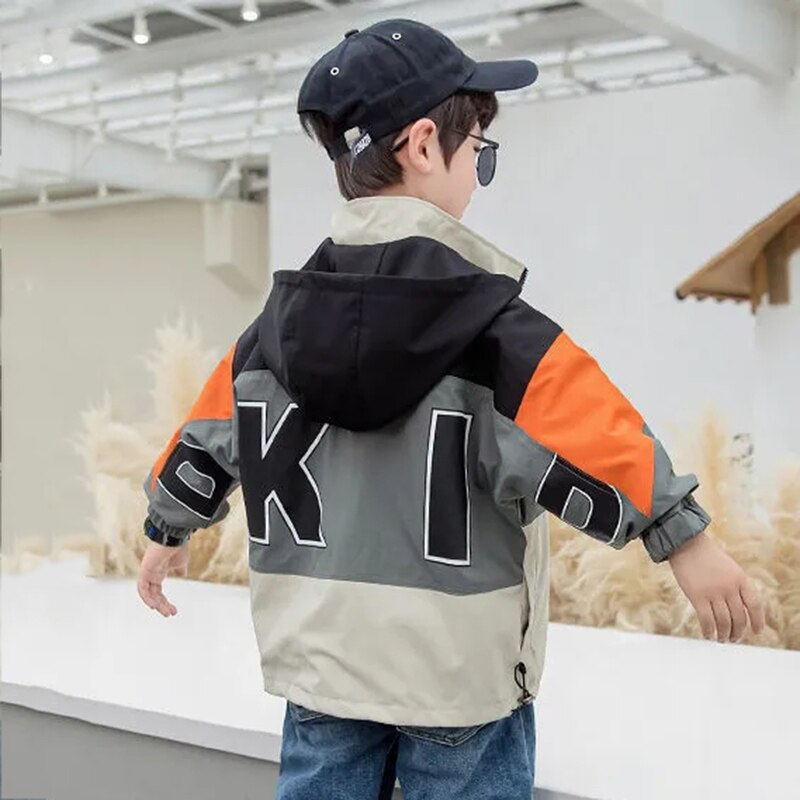 Lente &amp; Herfst Polyester Jas Voor Jongen 2022 Koreaanse Versie Mode Hooded Windbreaker Casual Patchwork Kinderkleding