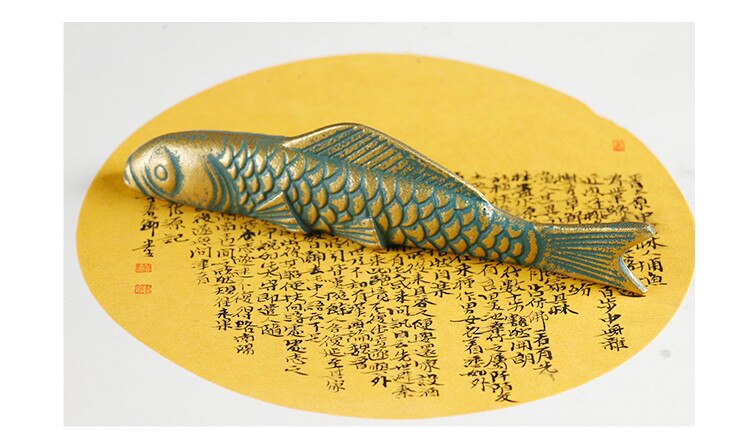 Mooie Paperweights Gietijzeren Brush Pen Rest Kleurrijke Metalen Papier Gewicht Chinese Kalligrafie Leuke Karper Paperweights: D