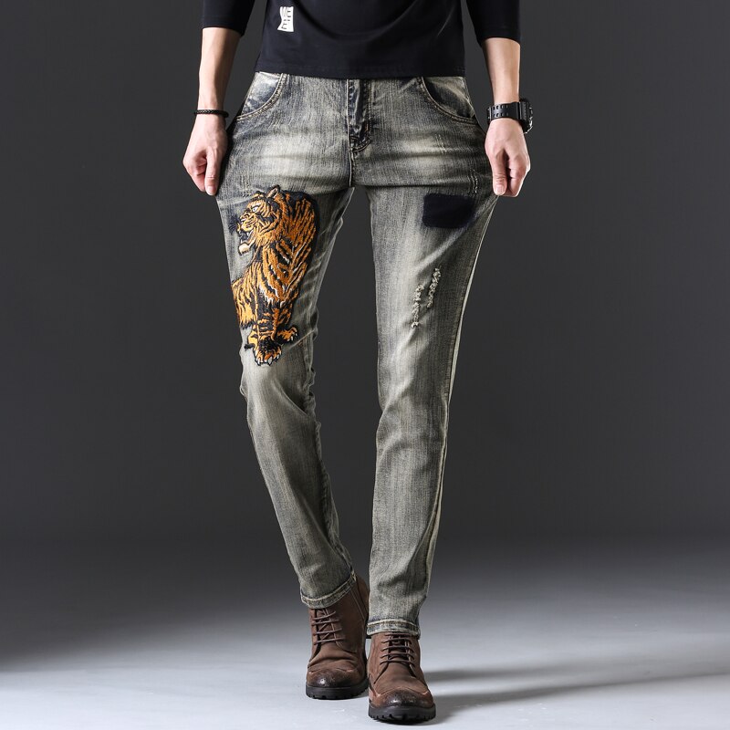 Pantalones vaqueros con bordado de tigre para hombre, Jeans largos rasgados de corte Slim, Vintage, azul
