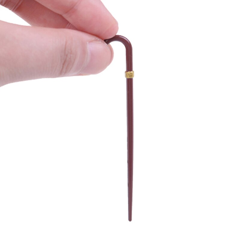 1pc Simulazione signore Bastone Da Passeggio Stampella Giocattolo Modello per la Casa di Bambola Decorazione 1/12 Miniatura casa delle bambole Accessori