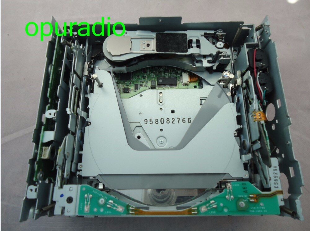 Clarion 6-Disc CD changer mechanism with MP3 for G35 navara car radio Tuner AUX sound system