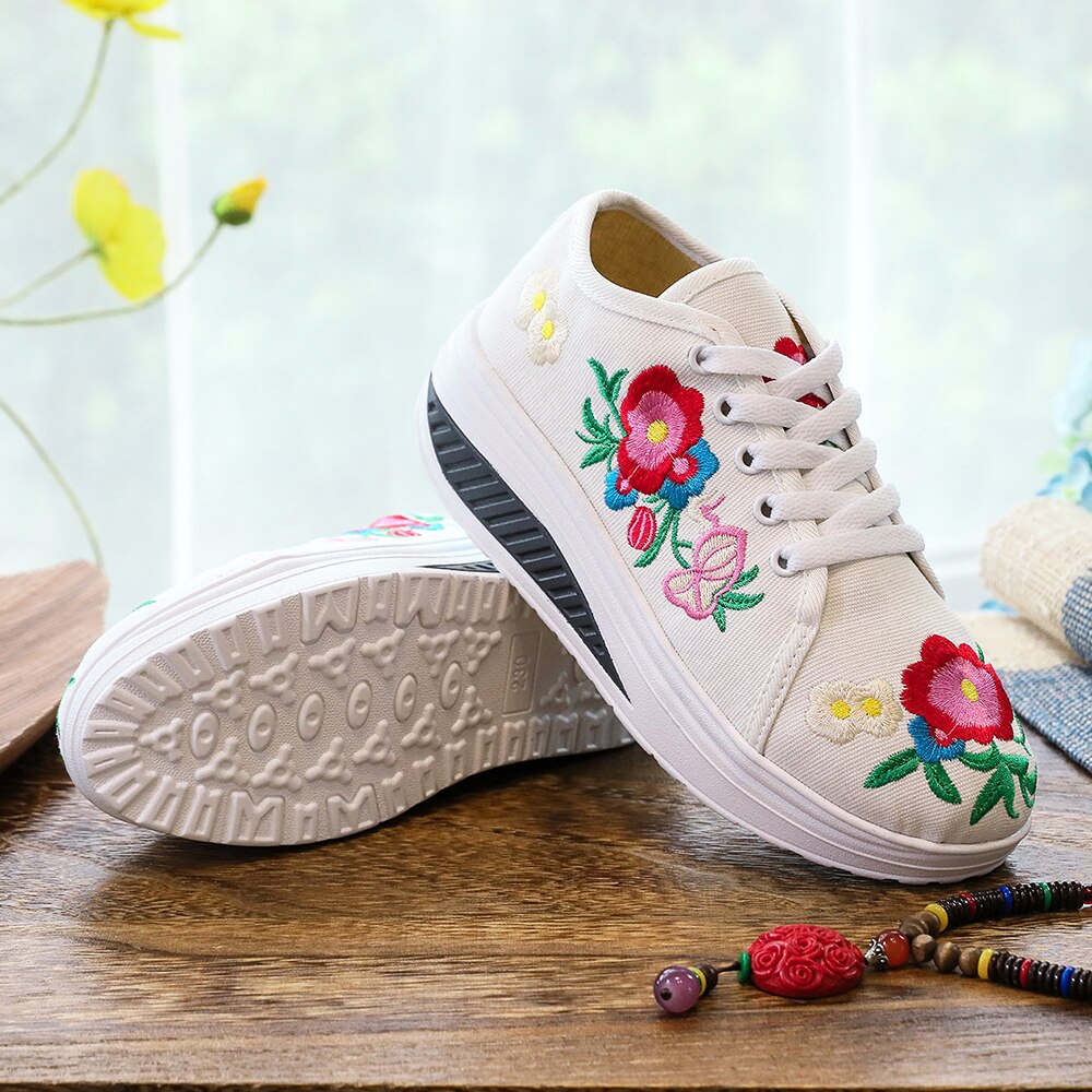 Veowalk Blumen- Stickerei frauen Leinwand Flache Plattformen Spitze hoch Damen lässig Komfort Turnschuhe Schuhe Frau Schlingpflanzen