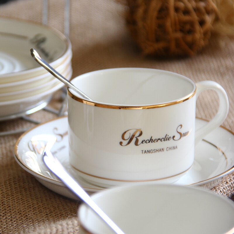 Bone China Coffee Cup and Saucer Set Minimalism Ceramic Flower Tea Afternoon Tea Cup Porcelain Coffe Cup