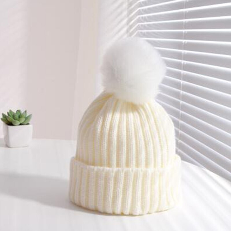Pompon baby muts winter gebreide kinder baby meisjes muts warme zachte kinderen peuter meisjes muts muts casquette enfant: Wit
