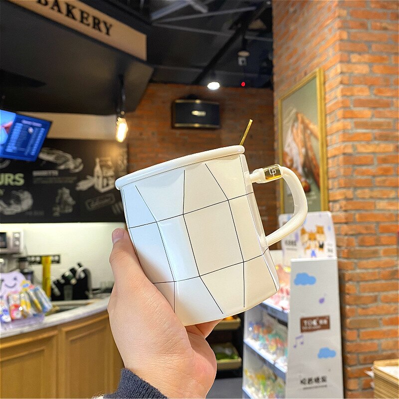 Geometrical line pattern Mug with spoon lid,office business tea mug Drinkware Mugs ,Personality Ceramic Coffee Cup: 01