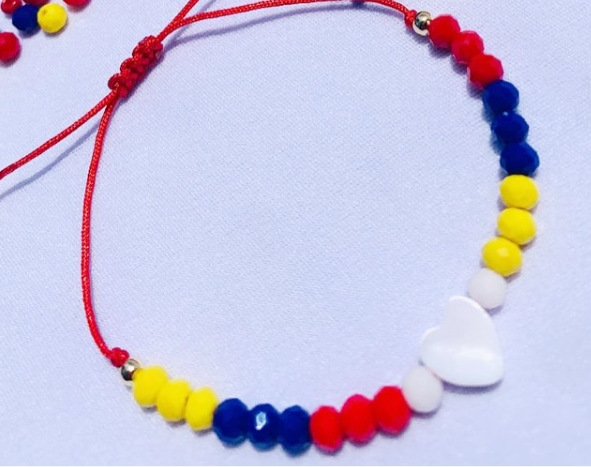 handmade Venezuela beaded bracelet, Venezuelan jewelry: brownish yellow