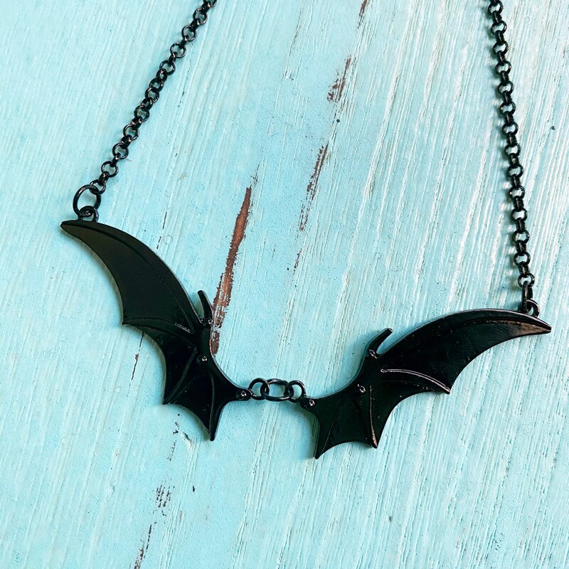 Goth vampire vintage bat wing pendant choker necklace christmas witchy for women best friends new jewelry